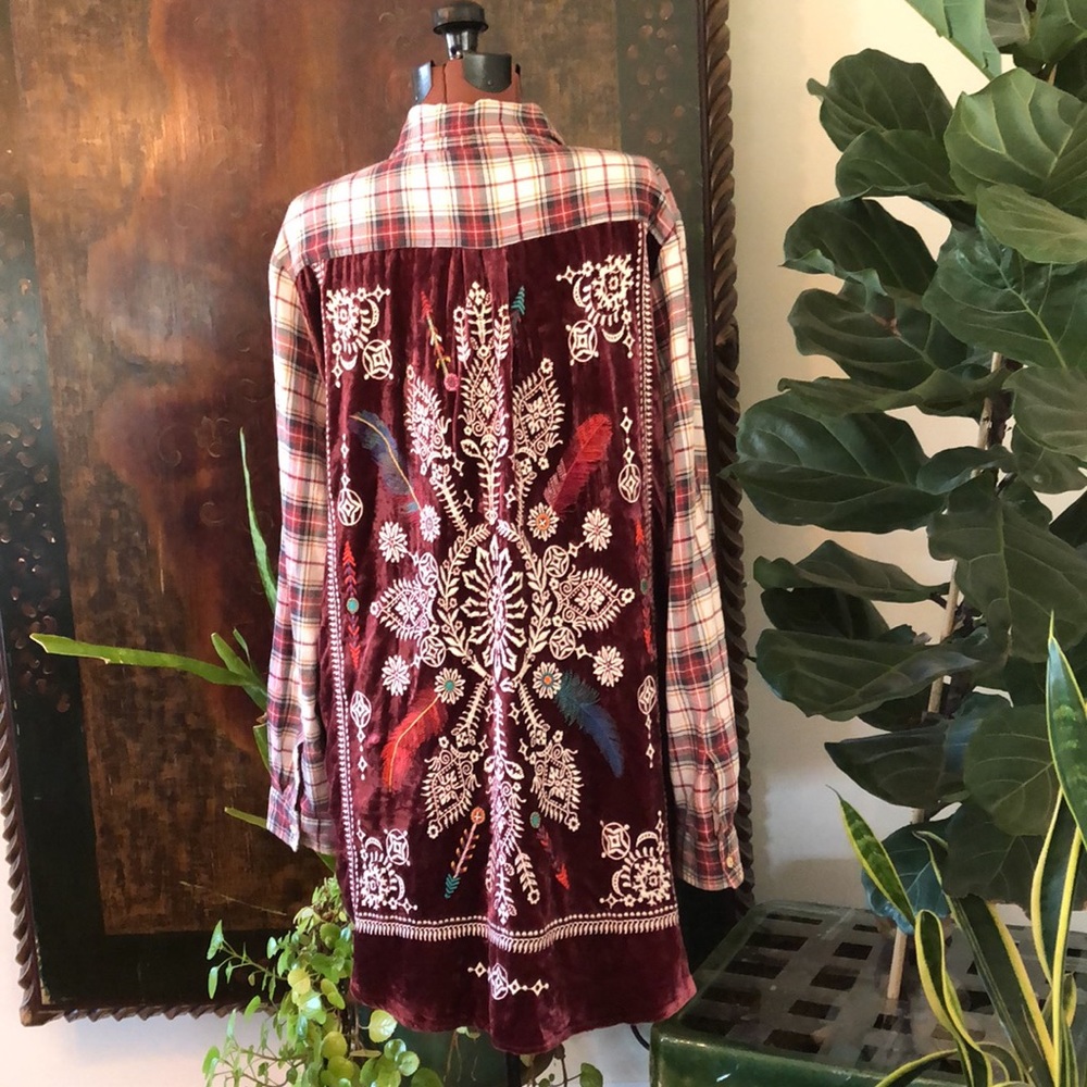 Gorgeous Johnny Was Embroidered Long Sleeve Shirt